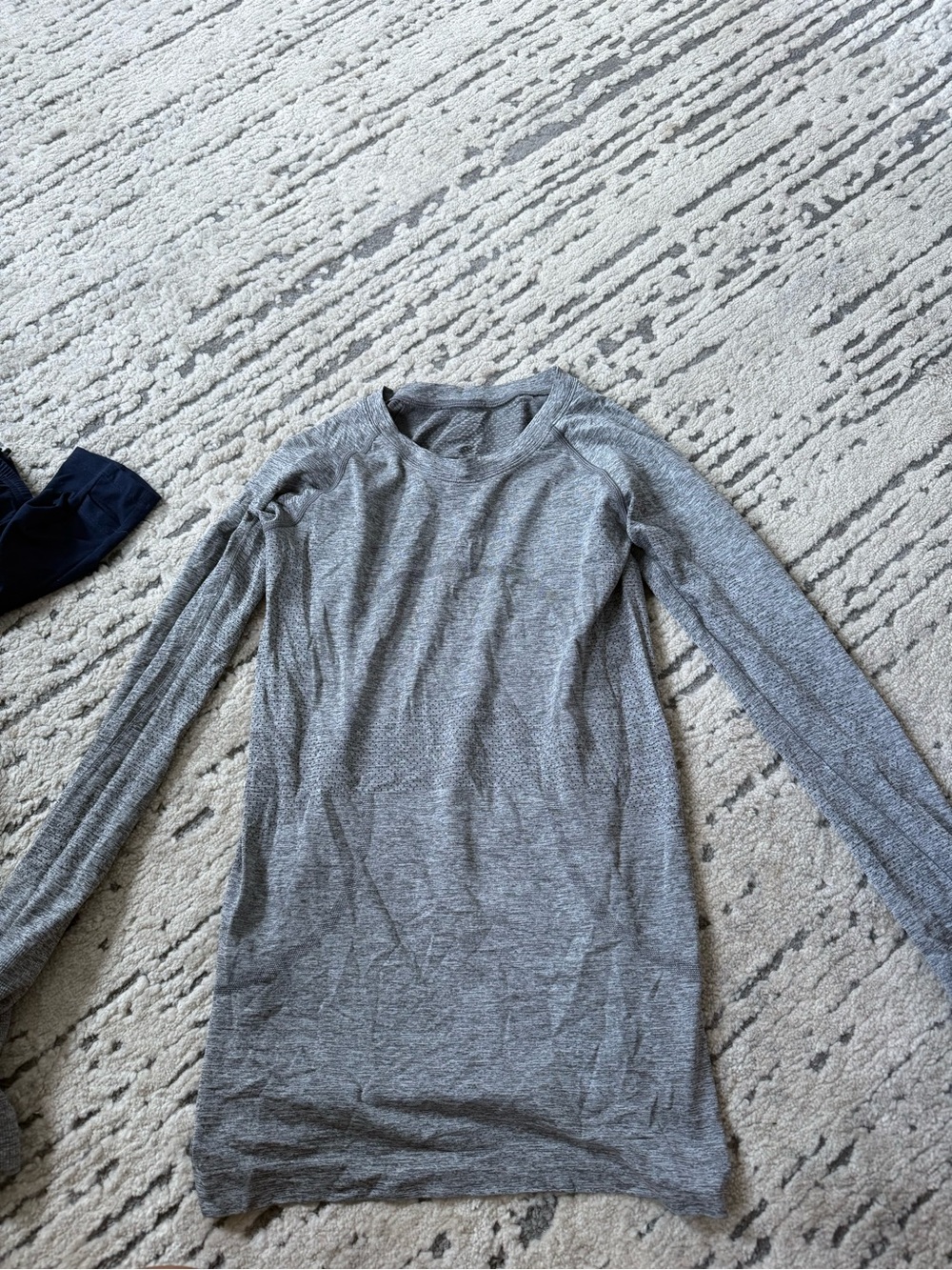 Lululemon long sleeve regular length swiftly